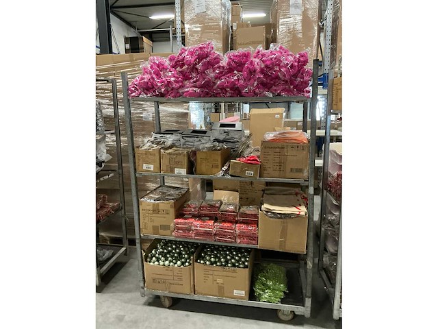 Partij diverse tassen/decoratie/kerstballen (2734x) - afbeelding 6 van  9