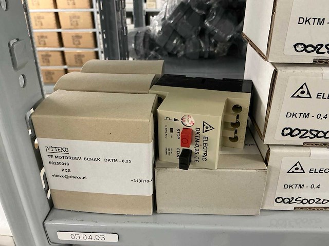 Partij diverse te motorbeveiliging schakelaars (162x) - afbeelding 2 van  19