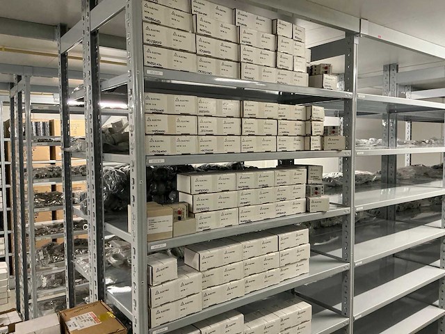 Partij diverse te motorbeveiliging schakelaars (162x) - afbeelding 1 van  19