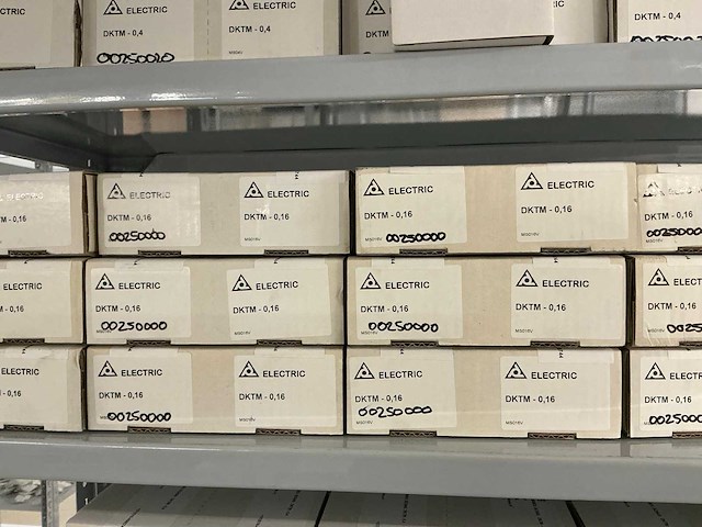 Partij diverse te motorbeveiliging schakelaars (162x) - afbeelding 17 van  19