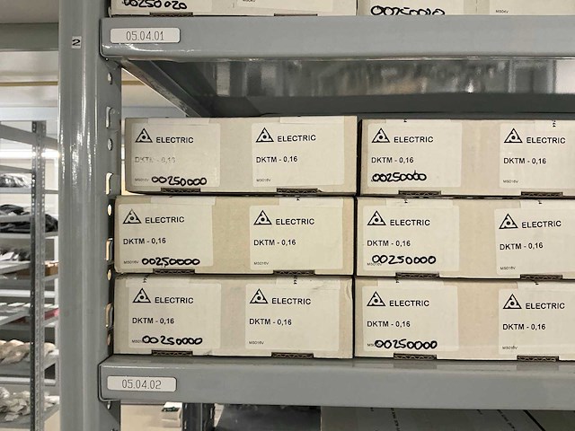 Partij diverse te motorbeveiliging schakelaars (162x) - afbeelding 18 van  19