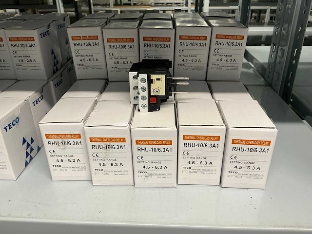 Partij diverse teco&taian schakelaars (315x) - afbeelding 4 van  21