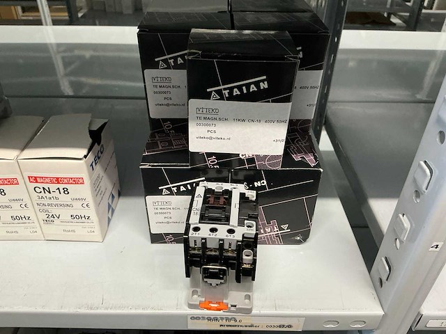 Partij diverse teco&taian schakelaars (315x) - afbeelding 5 van  21