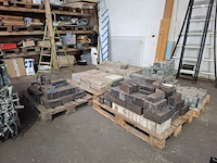 Partij diverse tegels en stenen op 5x pallet - afbeelding 12 van  19