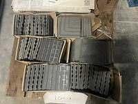 Partij diverse tegels en vensterbanktegels - afbeelding 2 van  7