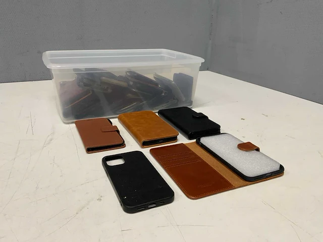Partij diverse telefoonhoesjes - afbeelding 3 van  5