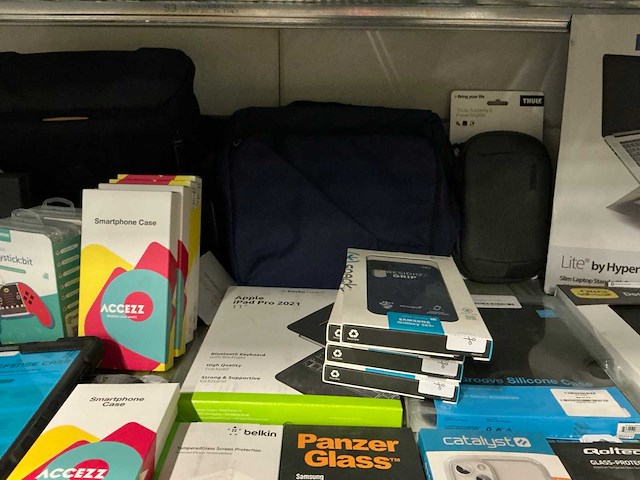 Partij diverse telefoon/overige elektronika benodigdheden (114x) - afbeelding 9 van  13