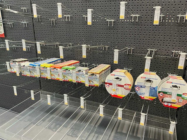 Partij diverse tesa montagetape/textielband (48x) - afbeelding 1 van  4