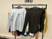 Partij diverse tiffosi/calvinkleinjeans/tommyjeans/etc dames kleding (62x) - afbeelding 13 van  49