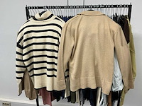 Partij diverse tiffosi/calvinkleinjeans/tommyjeans/etc dames kleding (62x) - afbeelding 34 van  49