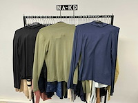 Partij diverse tiffosi/calvinkleinjeans/tommyjeans/etc dames kleding (62x) - afbeelding 49 van  49