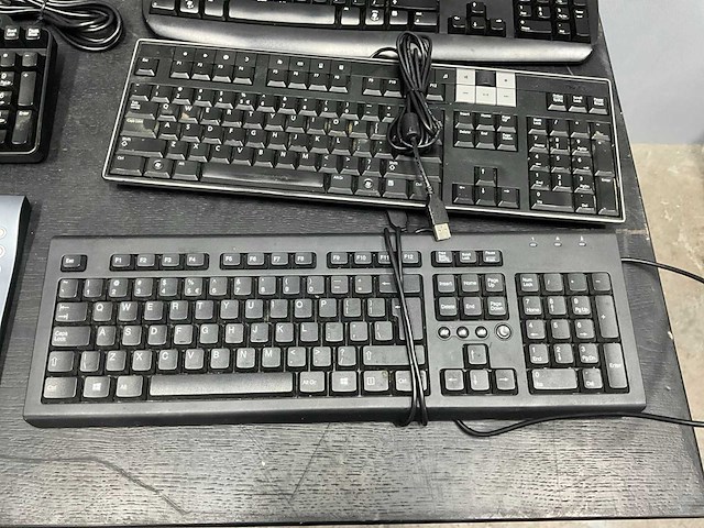 Partij diverse toetsenborden - afbeelding 16 van  16