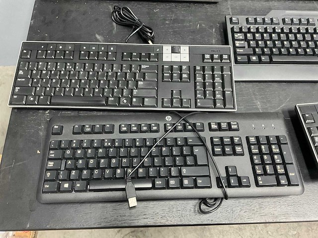 Partij diverse toetsenborden - afbeelding 6 van  16