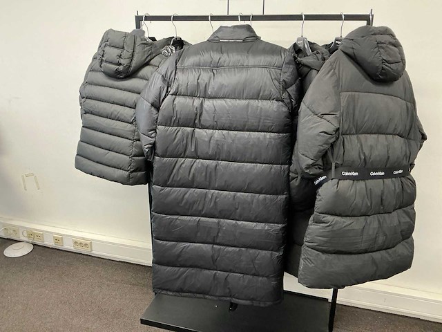 Partij diverse tommy jeans & calvin klein dames jassen (9x) - afbeelding 14 van  17