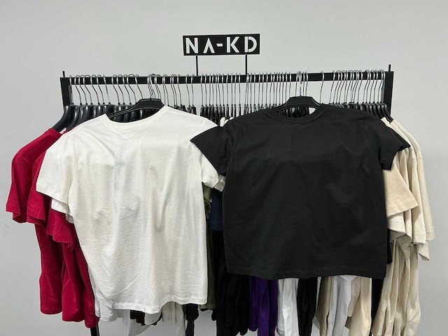 Partij diverse tommy jeans & calvin klein jeans dames t-shirts (72x) - afbeelding 4 van  32