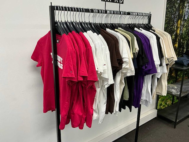Partij diverse tommy jeans & calvin klein jeans dames t-shirts (72x) - afbeelding 1 van  32