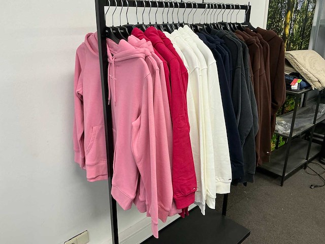 Partij diverse tommy jeans dames hoodies (26x) - afbeelding 1 van  14