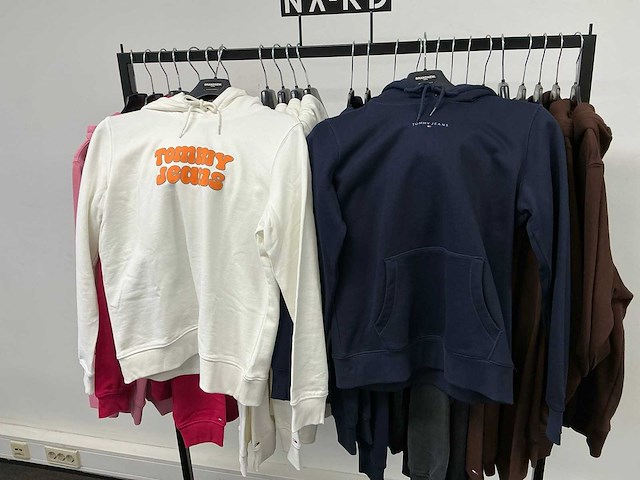 Partij diverse tommy jeans dames hoodies (26x) - afbeelding 12 van  14
