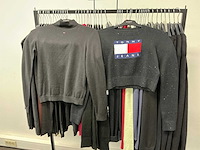 Partij diverse tommy jeans/calvin klein dames truien (51x) - afbeelding 3 van  31