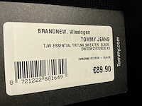 Partij diverse tommy jeans/calvin klein dames truien (51x) - afbeelding 15 van  31