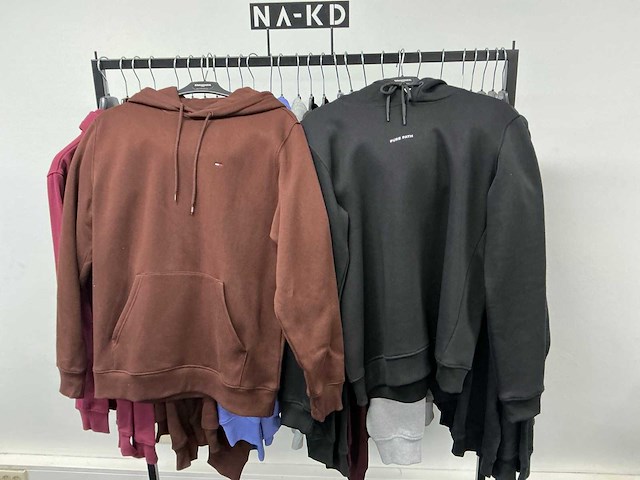 Partij diverse tommyjeans/calvinklein/lyle&scott/purepath heren hoodies (30x) - afbeelding 17 van  21