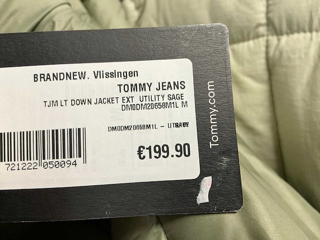 Partij diverse tommyjeans/calvinklein/lyle&scott/purepath heren jassen/bodywarmers (21x) - afbeelding 8 van  26