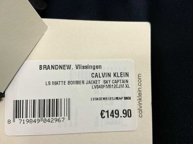 Partij diverse tommyjeans/calvinklein/lyle&scott/purepath heren jassen/bodywarmers (21x) - afbeelding 14 van  26