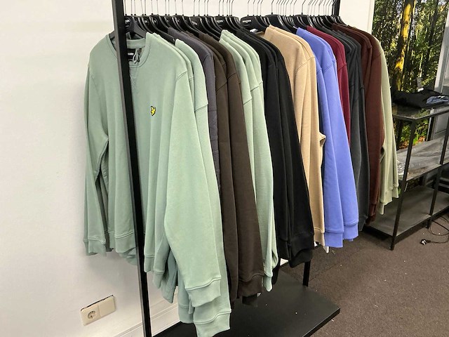 Partij diverse tommyjeans/calvinklein/purepath/lyle&scott heren truien (44x) - afbeelding 1 van  29