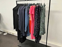 Partij diverse tommyjeans/hugoboss/calvinkleinjeans/armaniexchange/scotch&soda dames jurken (21x) - afbeelding 12 van  24