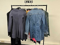 Partij diverse tommyjeans/hugoboss/calvinkleinjeans/armaniexchange/scotch&soda dames jurken (21x) - afbeelding 23 van  24