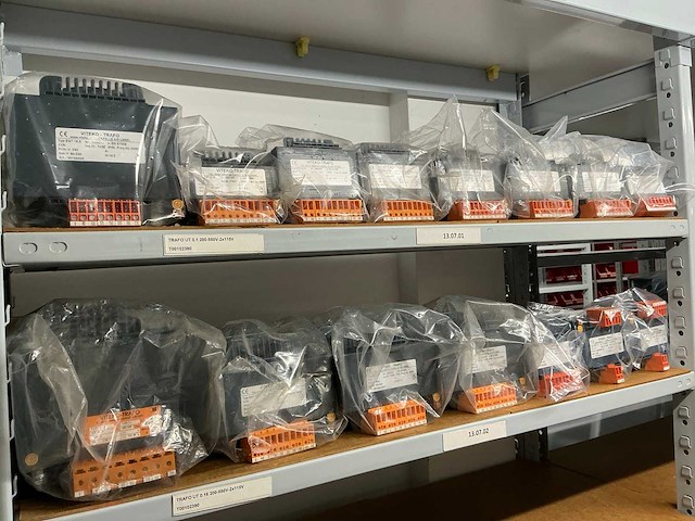 Partij diverse trafo transformatoren (15x) - afbeelding 1 van  6