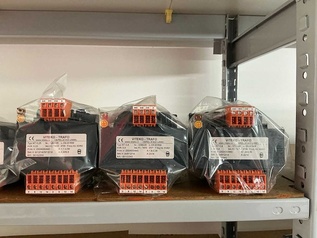 Partij diverse trafo transformatoren (17x) - afbeelding 4 van  9