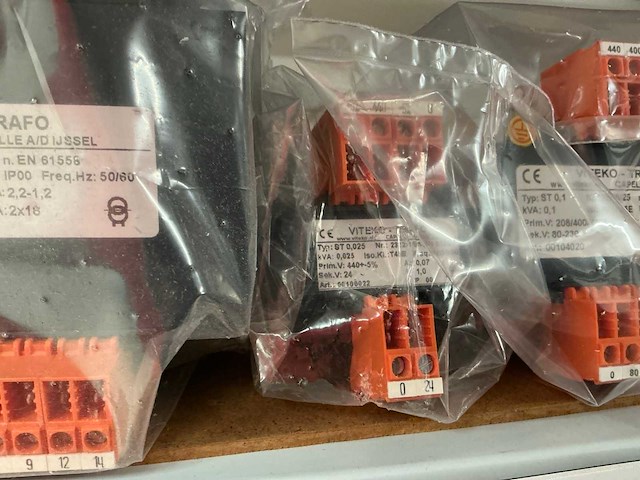 Partij diverse trafo transformatoren (17x) - afbeelding 9 van  9