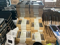 Partij diverse travel jewelry cases/spaanse waaiers/plak tattoos/zeepbakjes/sieraden/etc (2973x) - afbeelding 11 van  11