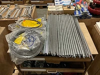 Partij diverse trekveren (55x)