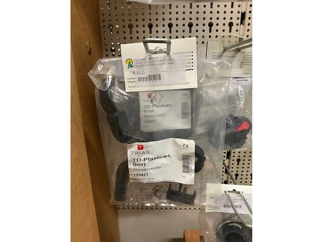 Partij diverse tv kabels en antennes - afbeelding 10 van  16