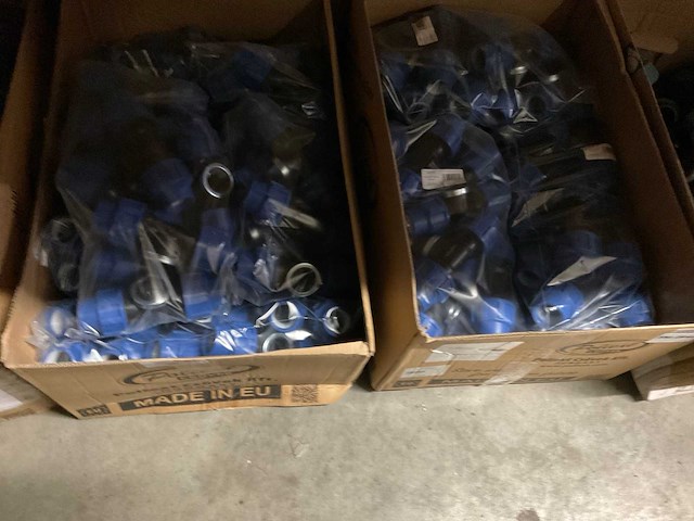 Partij diverse tyleen koppelingen - afbeelding 1 van  1