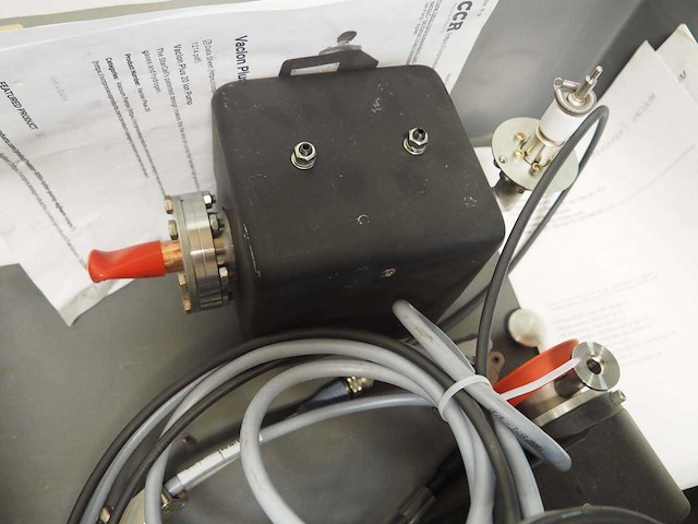 Partij diverse vacuum apparatuur (inficon & pfeiffer) - afbeelding 6 van  8