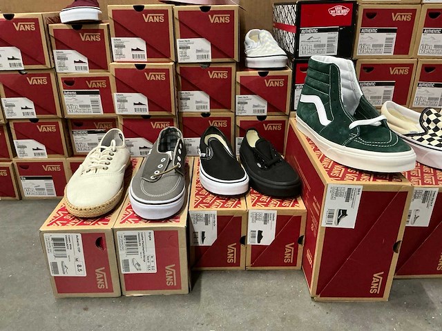 Partij diverse vans schoenen (63x) - afbeelding 3 van  11