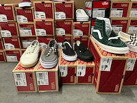 Partij diverse vans schoenen (63x) - afbeelding 3 van  11