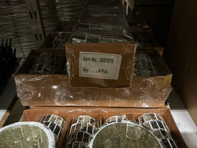 Partij diverse vazen/potten/waxinelichthouders (80x) - afbeelding 2 van  13