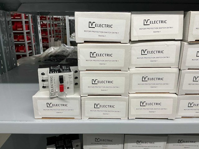 Partij diverse velectric motor protection switches/auxilairy contact (173x) - afbeelding 16 van  18