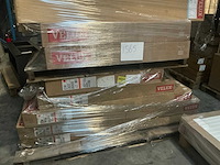 Partij diverse velux dakraam onderdelen - afbeelding 1 van  16