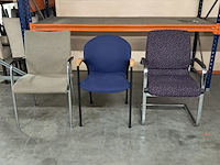 Partij diverse vergader - en kantinestoelen - afbeelding 12 van  19