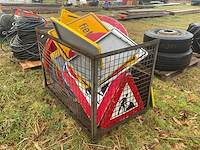 Partij diverse verkeersborden - afbeelding 2 van  3