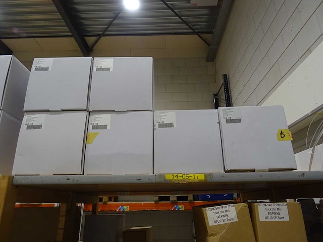 Partij diverse verlichting en onderdelen - afbeelding 15 van  45