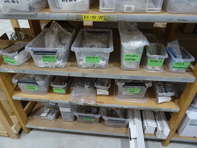 Partij diverse verlichting en onderdelen - afbeelding 19 van  45