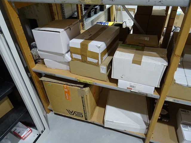 Partij diverse verlichting en onderdelen - afbeelding 34 van  45