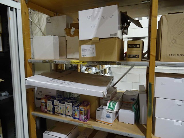 Partij diverse verlichting en onderdelen - afbeelding 35 van  45