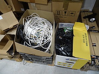 Partij diverse verlichting en onderdelen - afbeelding 41 van  45